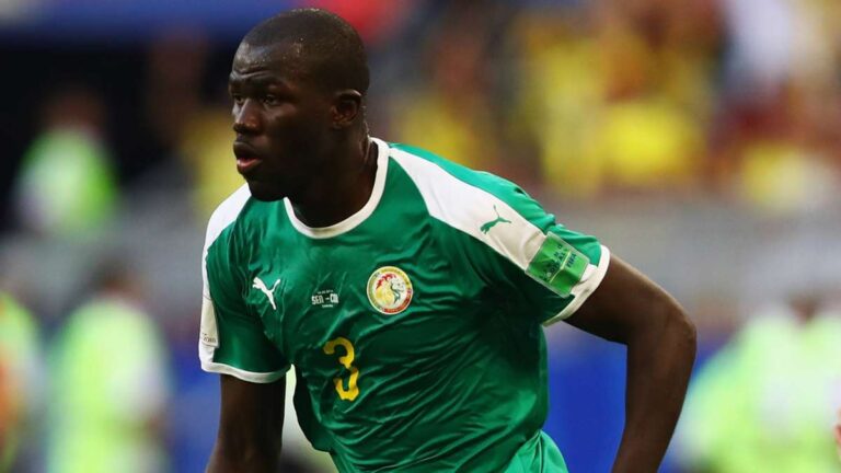 KALIDOU KOULIBAY : « LES LIONS VONT JOUER POUR FAIRE HONNEUR À SADIO MANÉ »