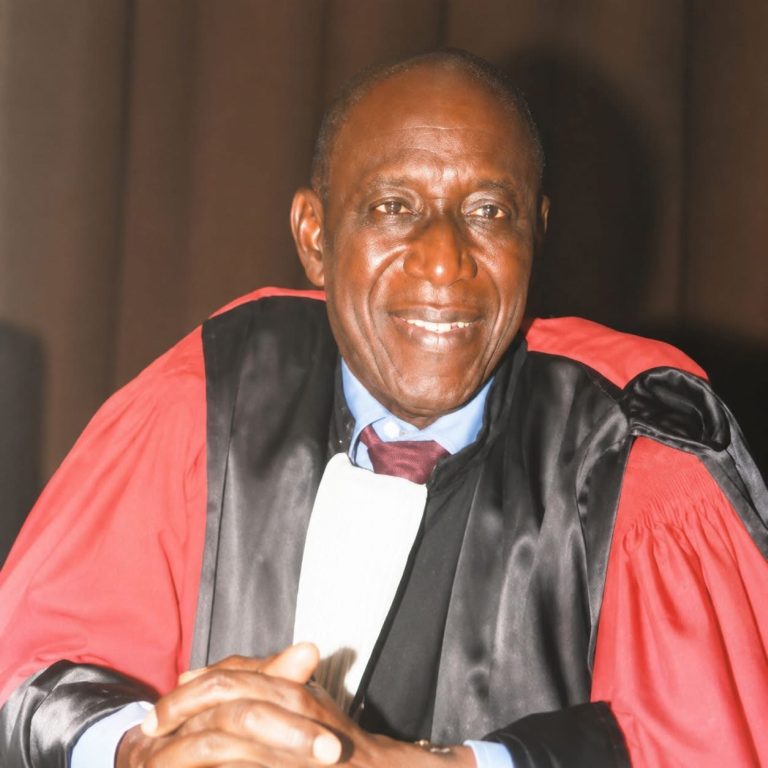 UCAD : décès du professeur Moustapha Kassé, figure majeure de l’économie africaine